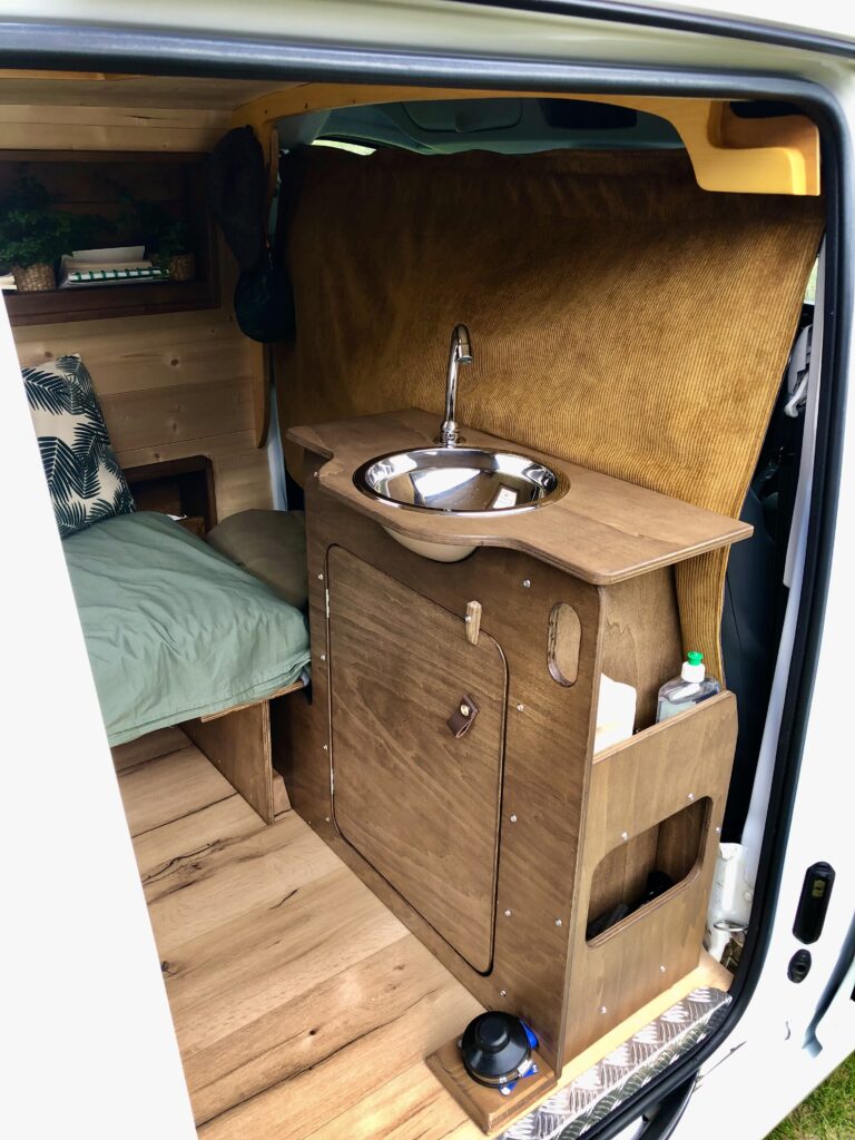 Construction de Tiny Houses et aménagement de vans sur mesure