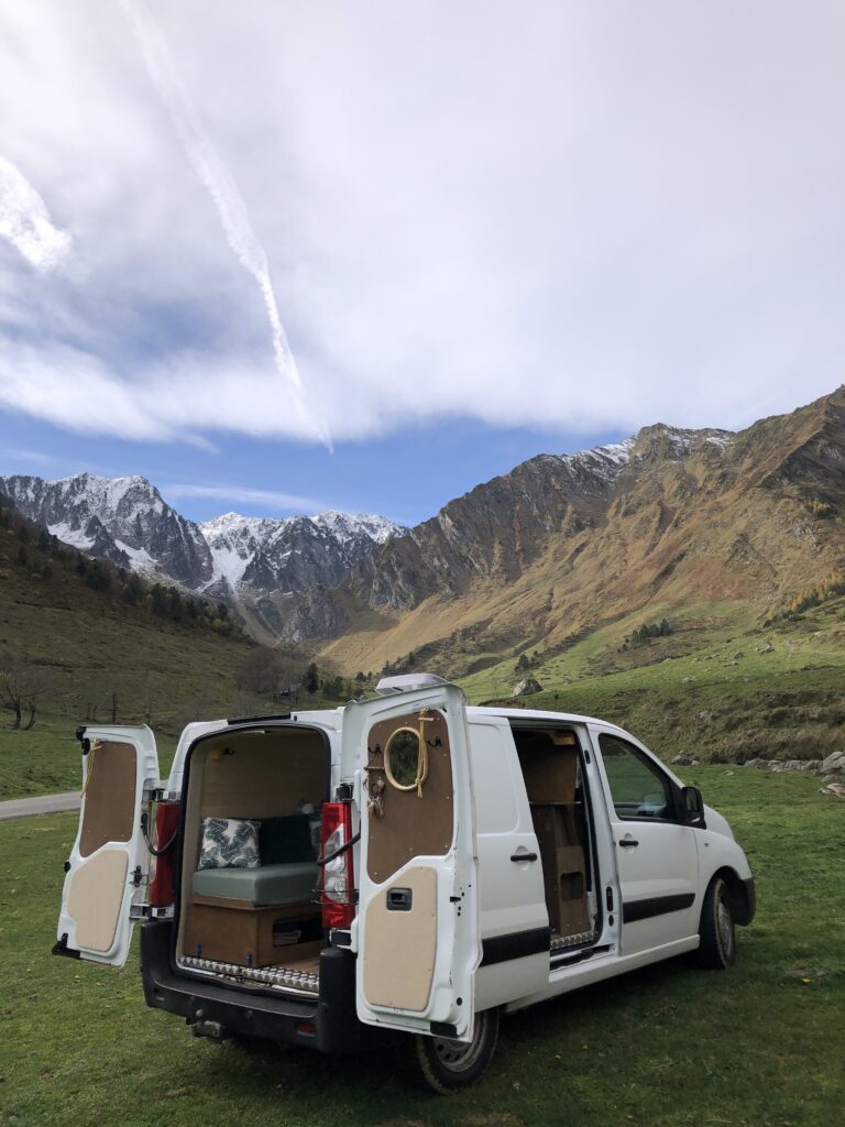 Construction de Tiny Houses et aménagement de vans sur mesure